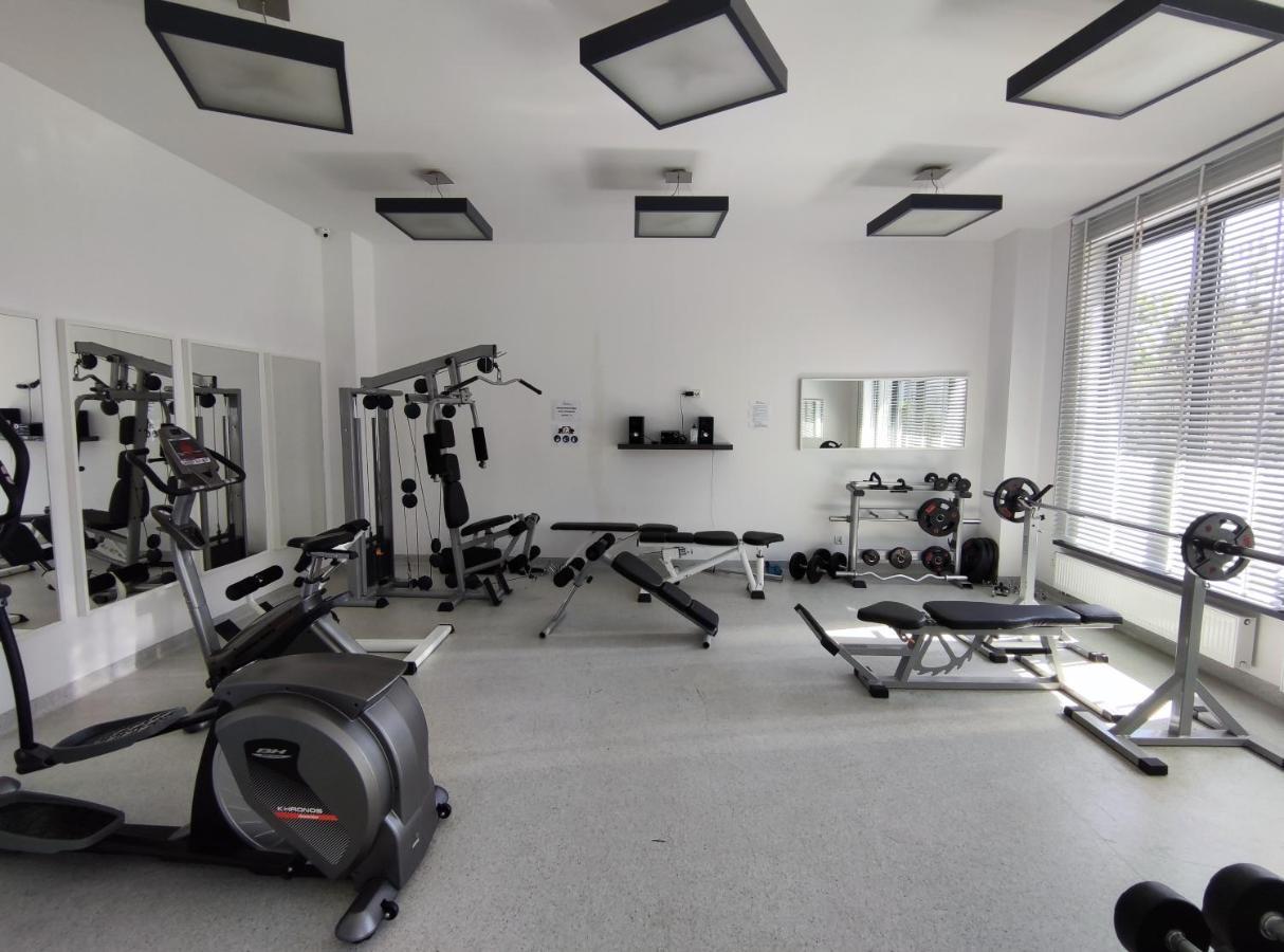 Apartament Zachodnia อุสตรอเนียมอร์สเกีย ภายนอก รูปภาพ