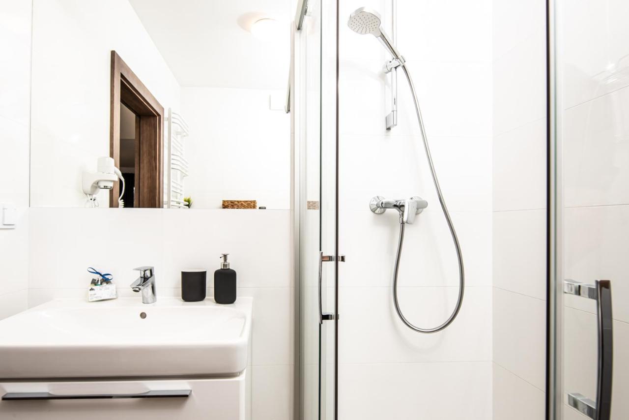 Apartament Zachodnia อุสตรอเนียมอร์สเกีย ภายนอก รูปภาพ